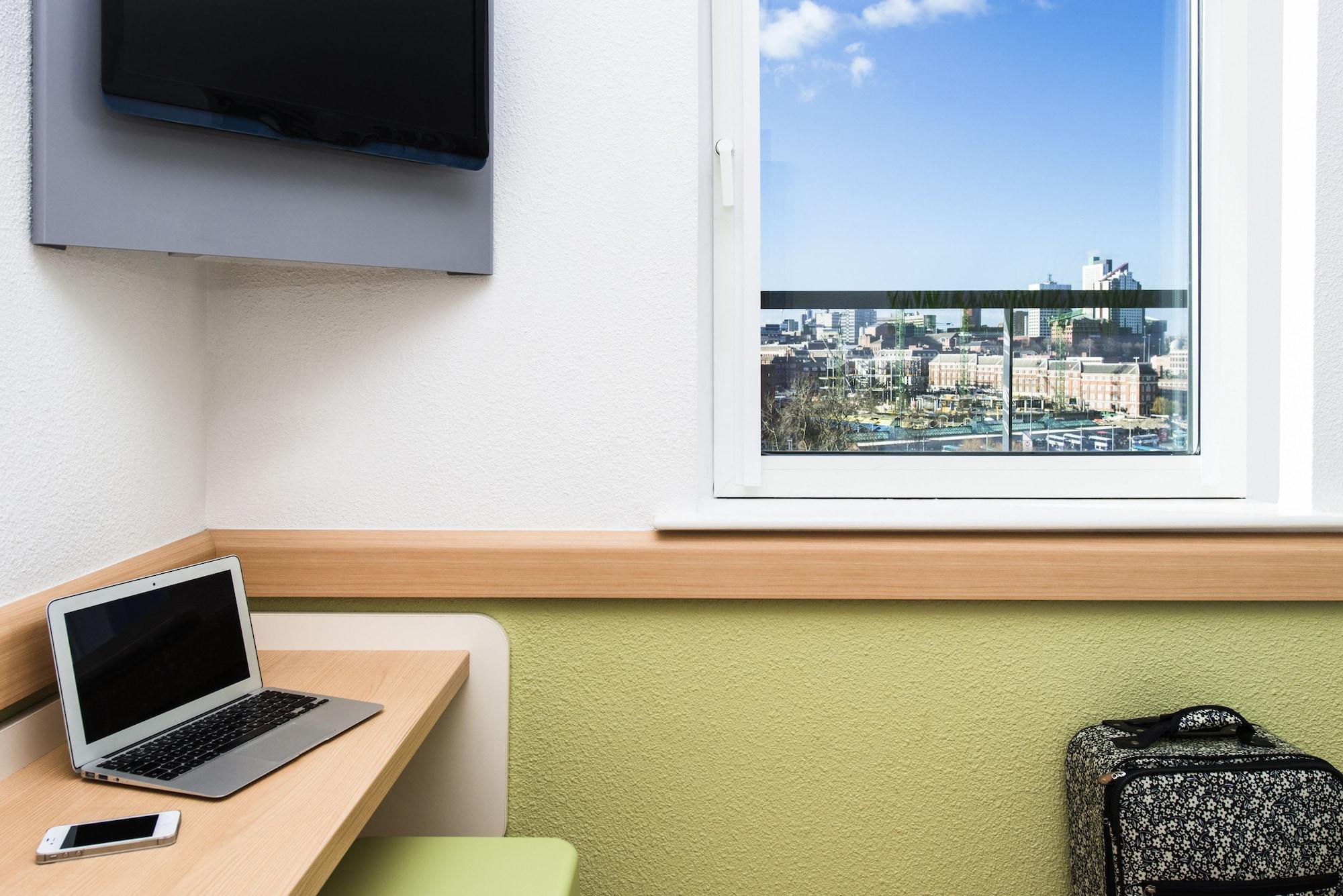 Ibis Budget Centre Crown Point Road Hotel