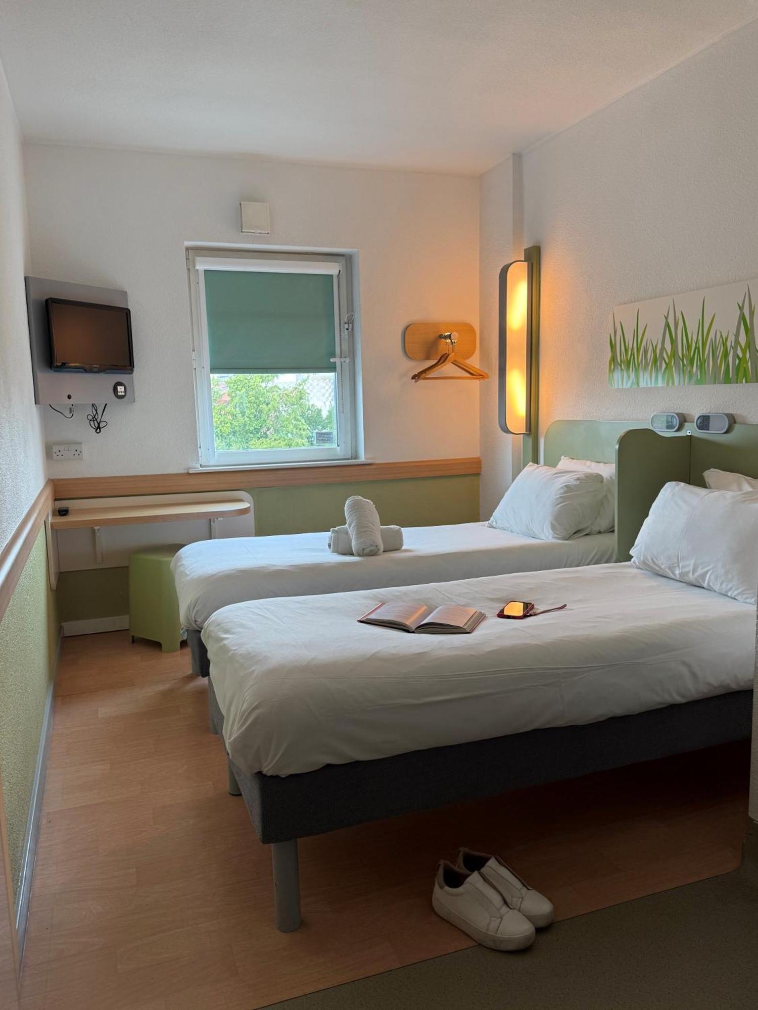 Ibis Budget Centre Crown Point Road Hotel 2*
