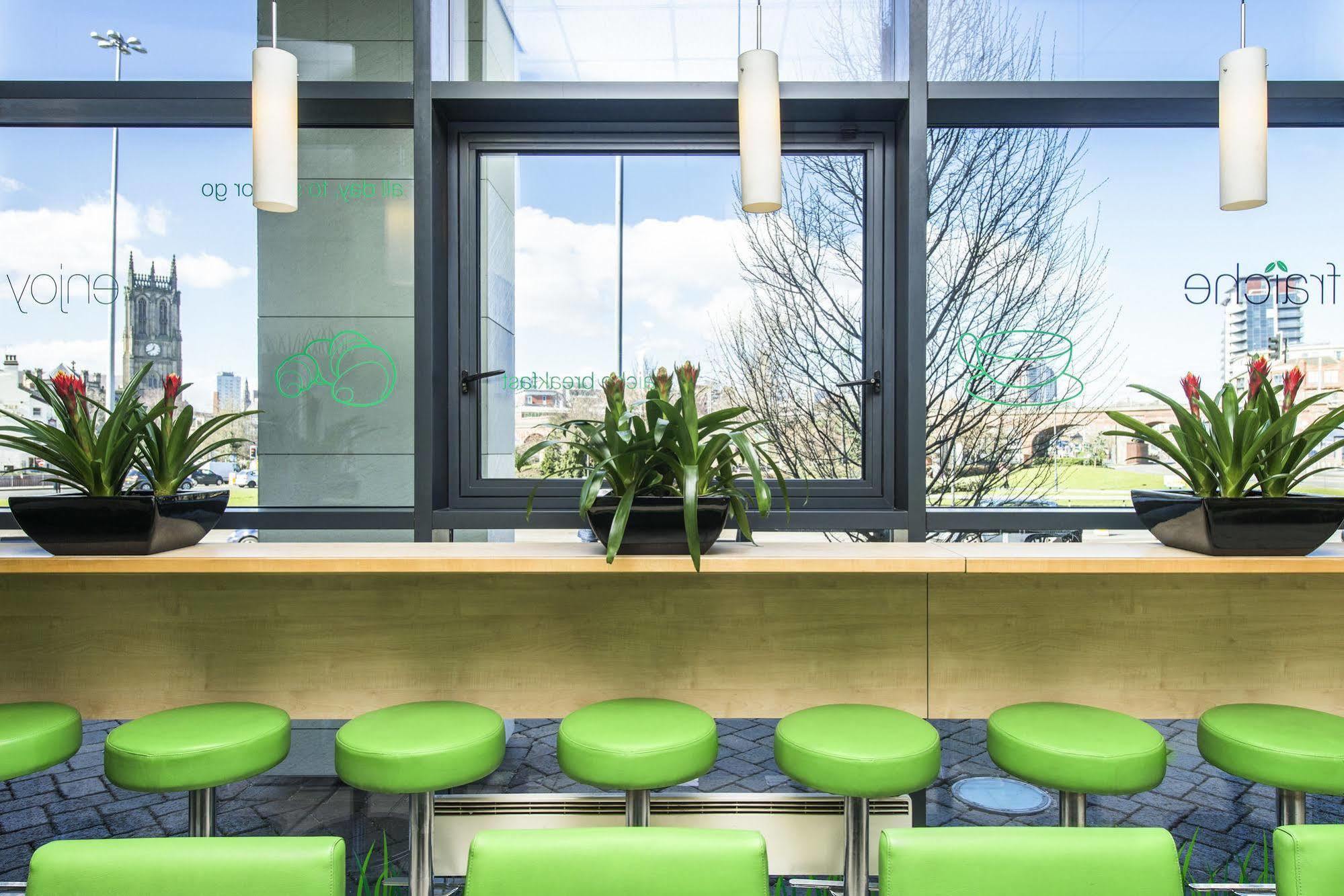 Hotel Ibis Budget Centre Crown Point Road Leeds (West Yorkshire)